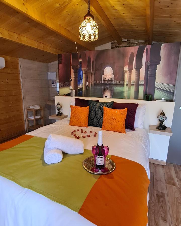 Mahalo Glamping Ξενοδοχείο Fuengirola Εξωτερικό φωτογραφία